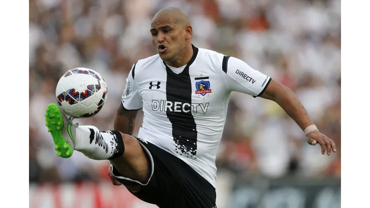 Carlos De Luca candidatea a Chupete Suazo para Colo Colo