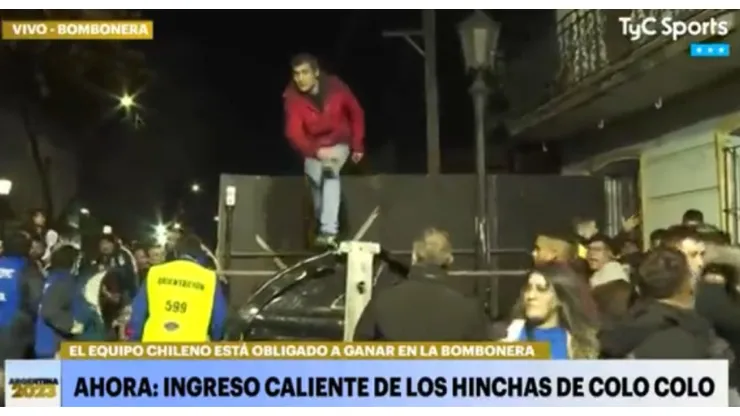 La grande quedó en las afueras de la Bombonera por parte de los hinchas de Colo Colo