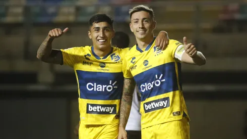 Rodrigo Echeverría continuará en Everton.