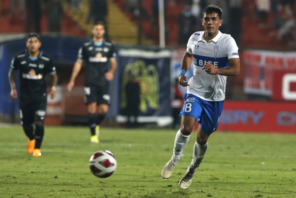 Saavedra tendría los días contados en la UC. Jonnathan Oyarzun/Photosport