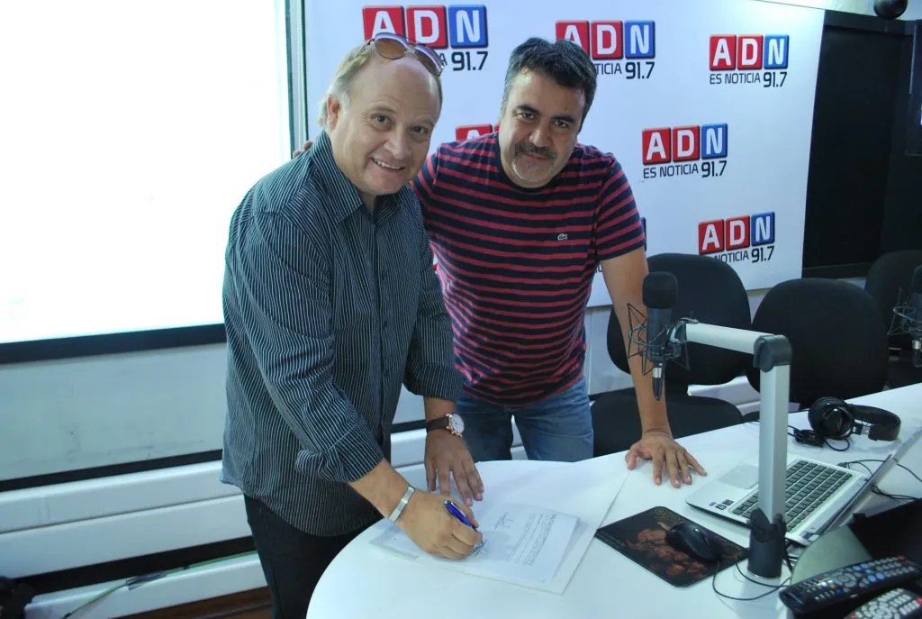 Tito Garrido no tiene ninguna mala con el Mago Valdivia tras enterarse que le decían Tito Garrero (@RadioADN)