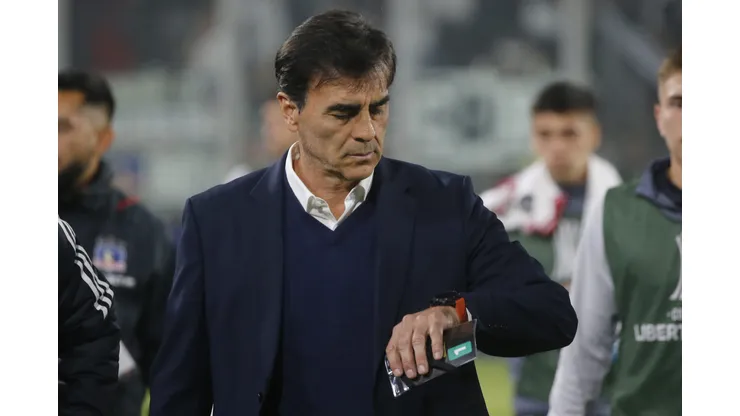 Gustavo Quinteros intentará dar la sorpresa con Colo Colo ante Boca Juniors (Foto: Jonnathan Oyarzun/Photosport)