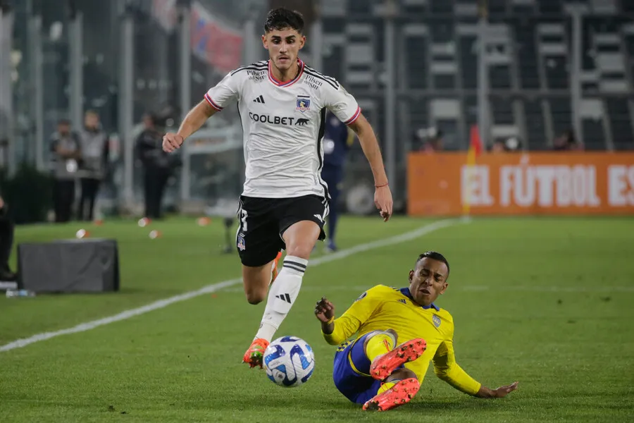 El Cacique se juega la vida ante Boca este martes. | Foto: Photosport