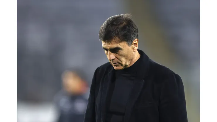 Gustavo Quinteros deja fuera a Darío Lezcano del partido ante Boca Juniors (Foto: Photosport)