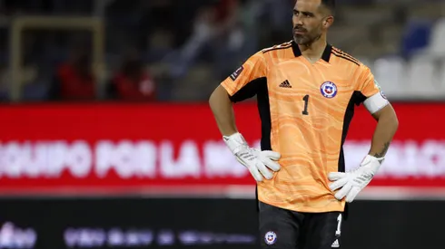 Claudio Bravo no dirá presente en los amistosos de junio de La Roja.