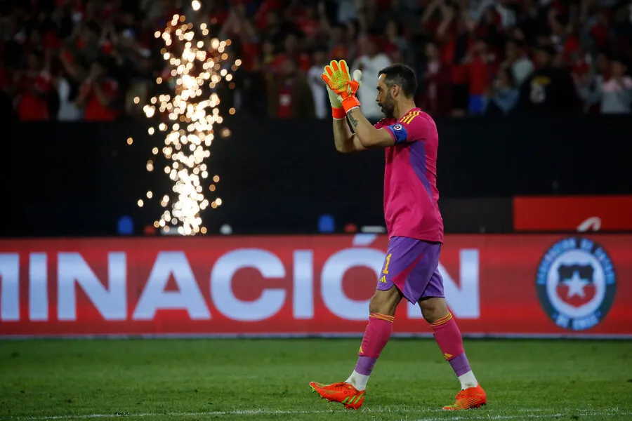 Bravo no estará en fecha triple de junio. | Foto: Photosport