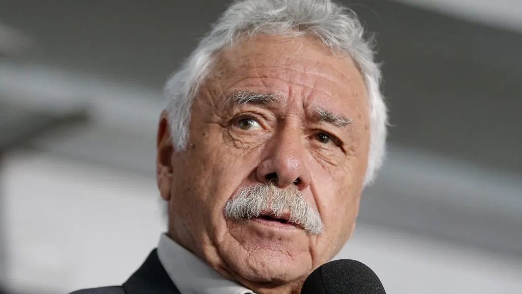 Carlos Caszely recibirá un aporte de 250 mil pesos por integrar la Comisión de Ídolos de Colo Colo (Colo Colo)