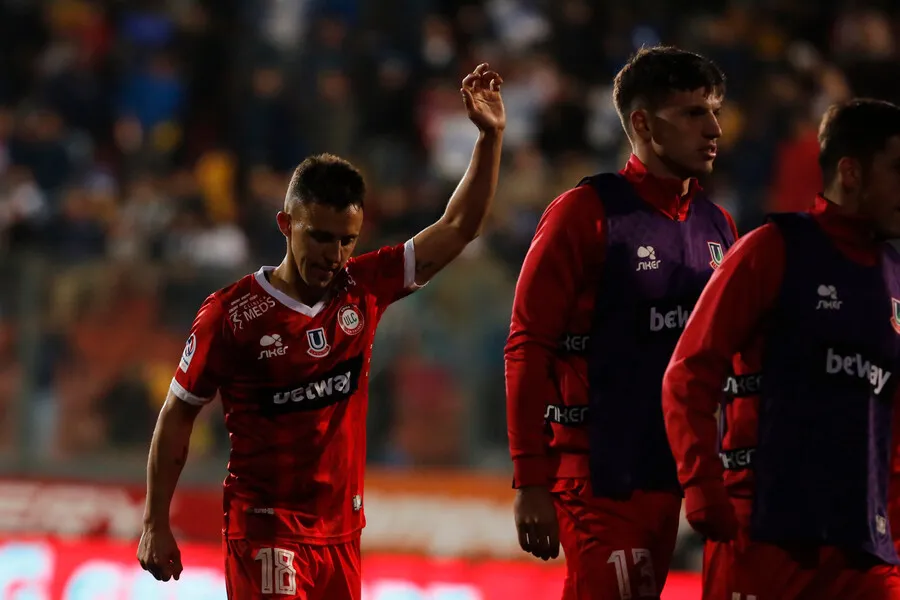 Buonanotte recibió todo el cariño por parte de la parcialidad ‘Cruzada’ en su último enfrentamiento | Foto: Photosport