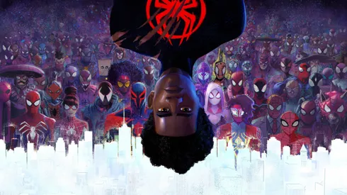 La historia de Miles morales se sigue escribiendo en Spider-Man: A Través del Spider-Verso.