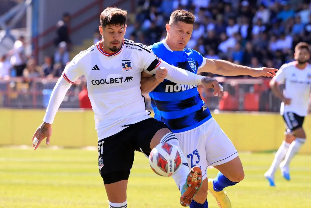 Las lesiones han complicado la estadía de De los Santos en Colo Colo | FOTO: Photosport