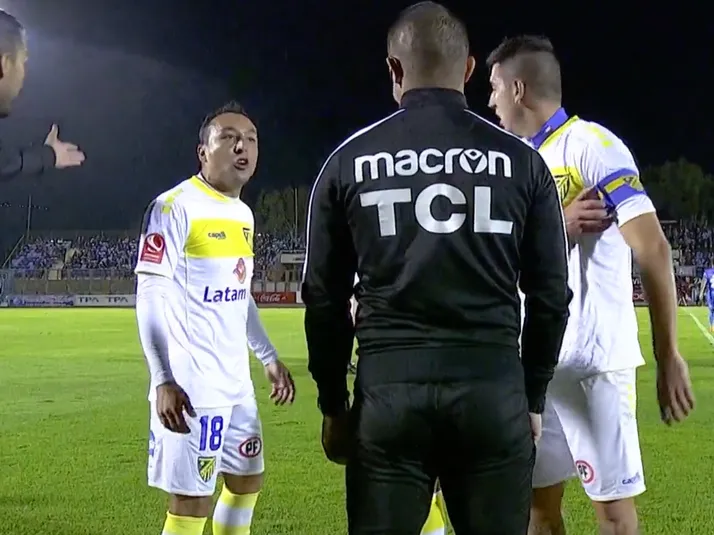 Los 28 minutos del terror para Boris Sagredo en Primera B