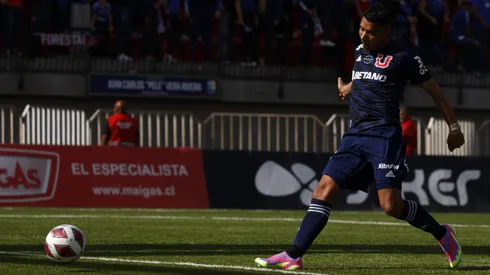 Hinchas azules no quieren saber nada con el Chorri Palacios.