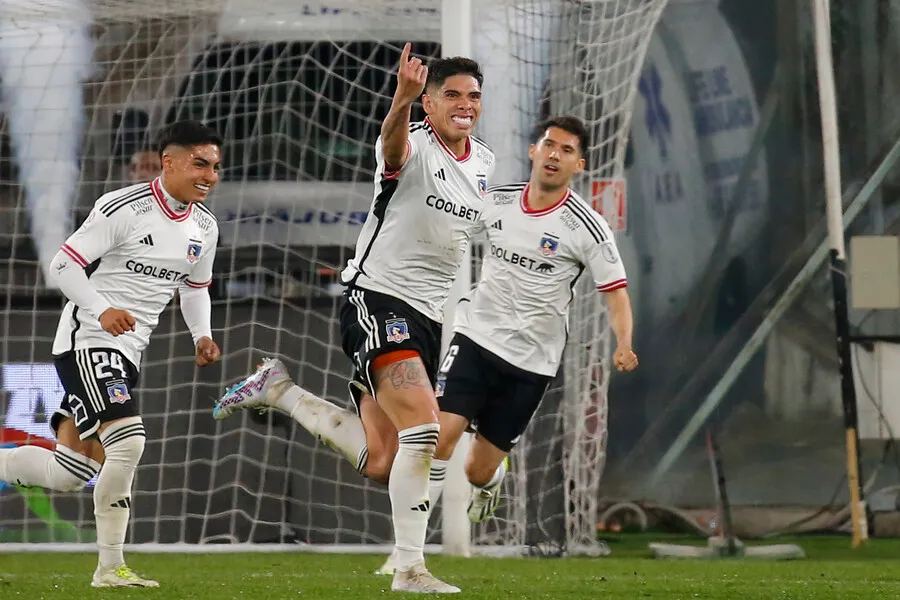 La Joya fue clave en el triunfo albo. | Foto: Photosport