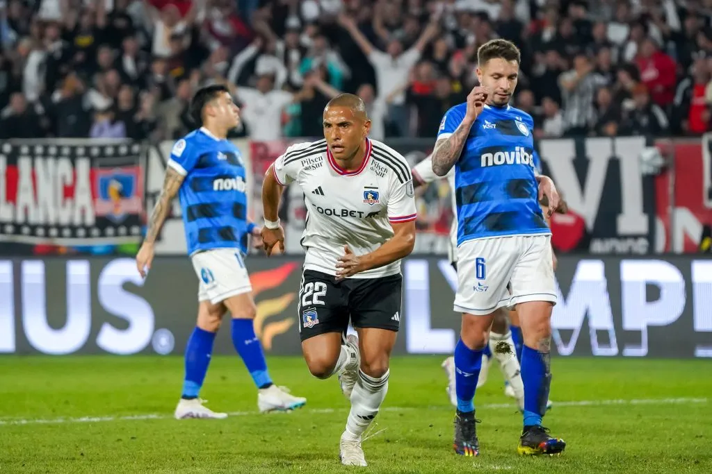 Rodrigo Herrera pone a Leandro Benegas en la discusión por ser el centrodelantero titular de Colo Colo (Foto: Guille Salazar)