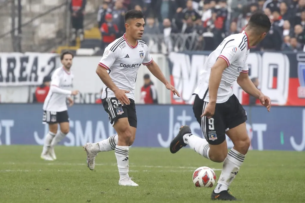Vicente Pizarro se gana un puesto de titular en Colo Colo  (Foto: Photosport)