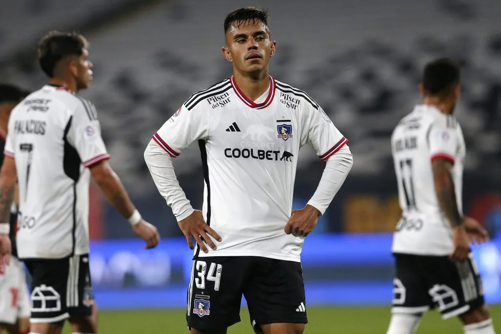 Vicente Pizarro es la gran figura joven para Gustavo Quinteros en Colo Colo (Photosport)