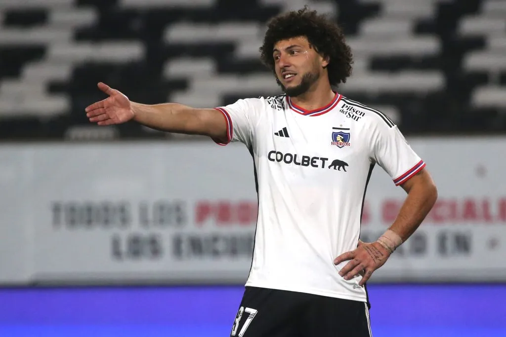 Falcón ha sido uno de los jugadores más criticados por la parcialidad alba | FOTO: Jonnathan Oyarzun/Photosport