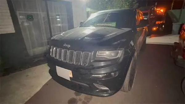 El auto recuperado. | Foto: Carabineros