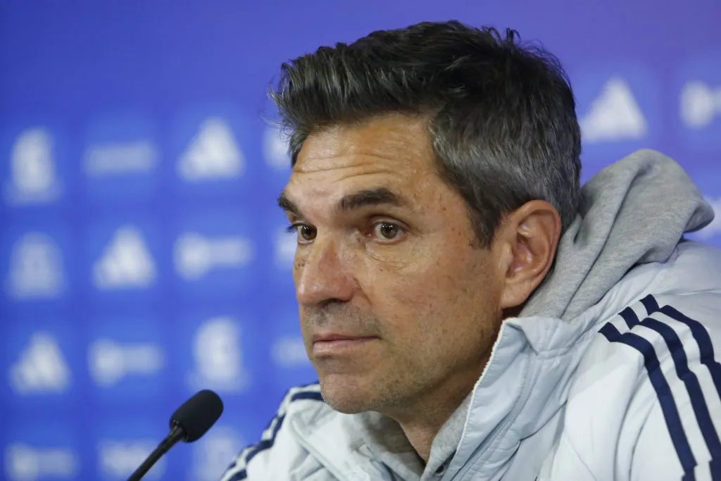 En más de alguna oportunidad, Pellegrino ha demostrado su disconformidad por los refuerzos | FOTO: Marcelo Hernandez/Photosport