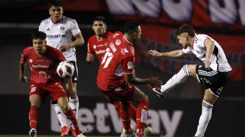 Ñublense y Colo Colo se vieron las caras en el estadio Nelson Oyarzún de Chillán (Foto: Photosport)