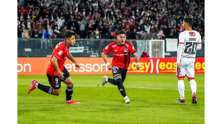 Colo Colo está dispuesto a dejar partir a Jordhy Thompson (Foto: Guille Salazar)
