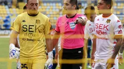 Cristián Garay validó una ejecución con doble toque en penal a favor de Everton ante Unión Española (Foto: Photosport)