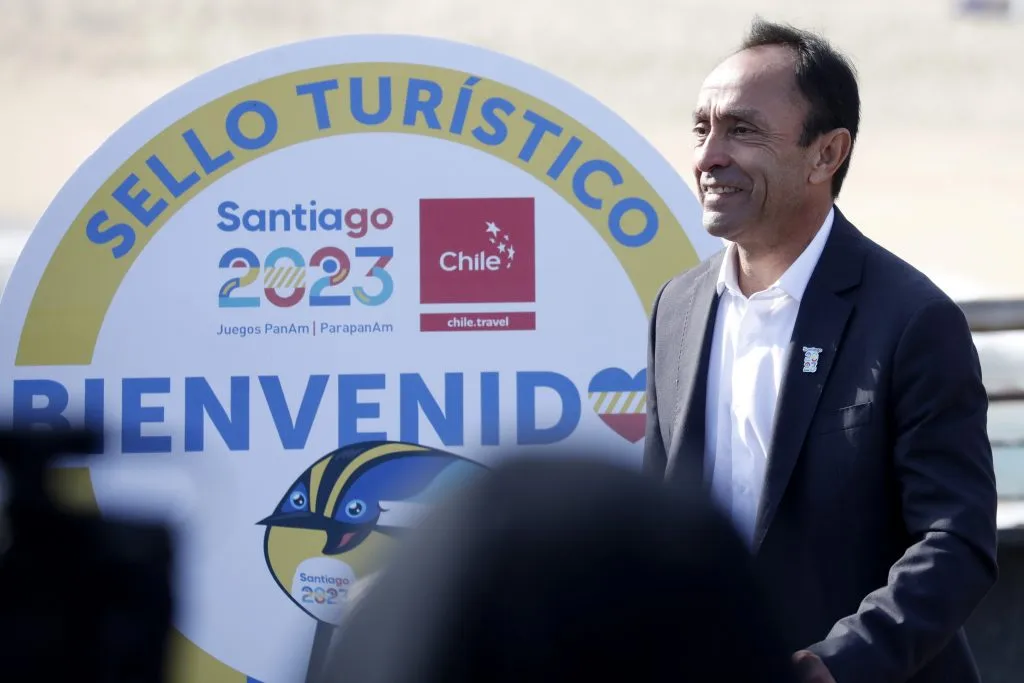 Jaime Pizarro anuncia que presentará proyecto que regulará la actividad de los representantes (Foto: Photosport)