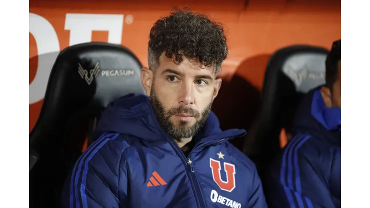 Xavier Tamarit asegura que a Lucas Assadi lo afectó el mal estado de la cancha de Santa Laura (Foto: Photosport)