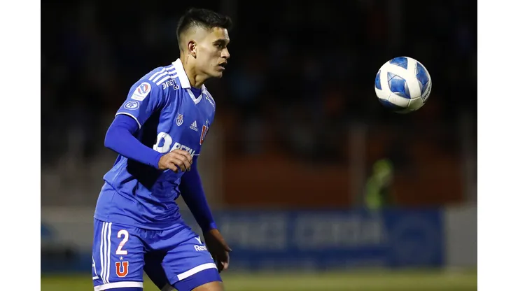 Mauricio Pellegrino cita a 19 jugadores para enfrentar a Palestino.