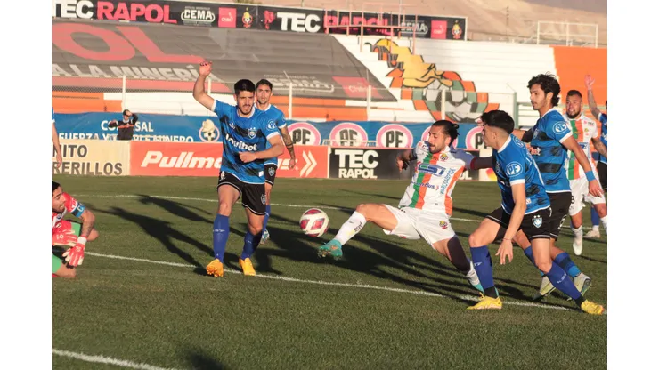 Cobresal buscará mantenerse en la cima del Campeonato Nacional 2023 (Foto: Photosport)