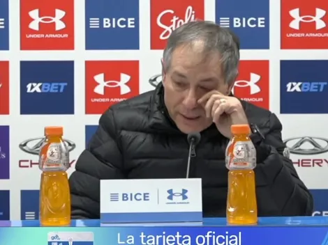 Holan se quiebra en su despedida en la UC: "Quiero mucho al club"
