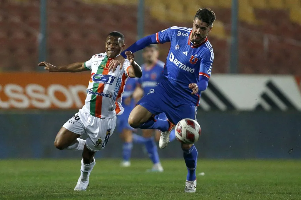 Gómez es uno de los jugadores que ha ido ganando terreno en la U | FOTO: Dragomir Yankovic/Photosport