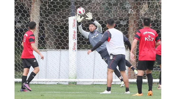 Brayan Cortés sumó acción en amistoso de Colo Colo ante Santiago Morning (Foto: Sifup)