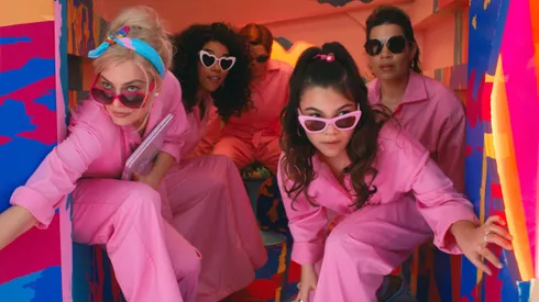 Barbie cuenta con un nutrido elenco de personalidades, encabezado por Margot Robbie.