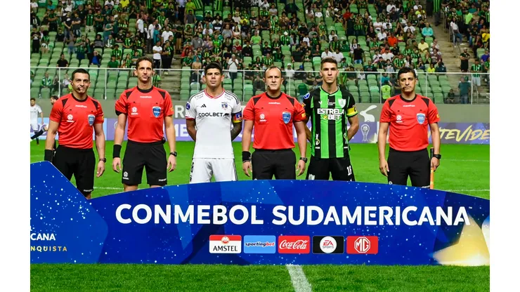 Pelé Álvarez pide la salida de Gustavo Quinteros ya que no puede echar a todos los jugadores