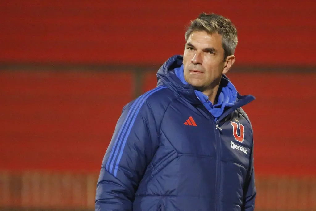 Mauricio Pellegrino tiene problema para armar el 11 de la U ante Palestino.