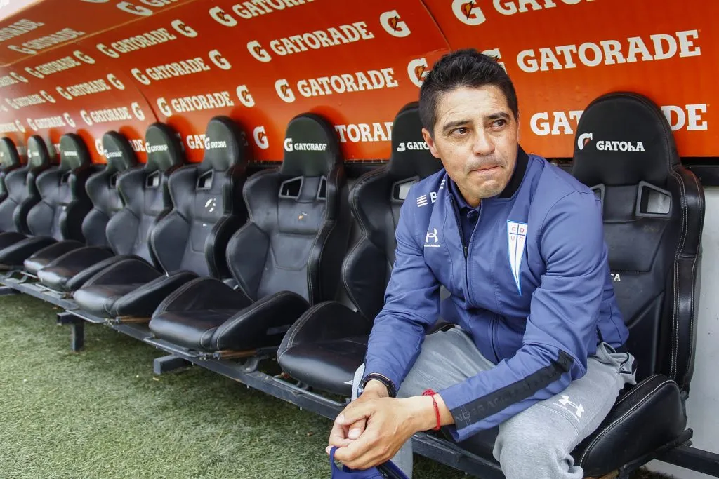 Rodrigo Valenzuela sería quien tome la posta que podría dejar Ariel Holan | Foto: Photosport