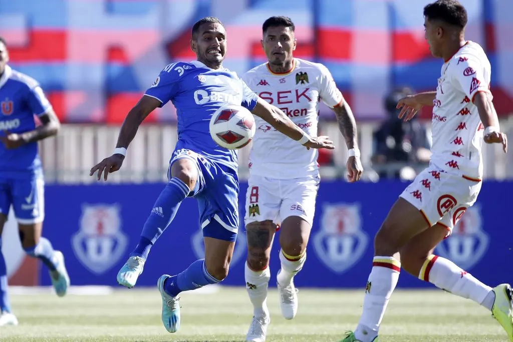 La insólita razón por la que Unión Española y Universidad de Chile jugarán un lunes | Foto: Photosport