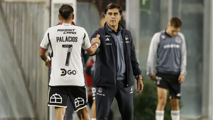 Gustavo Quinteros se refiere a la situación de Carlos Palacios en Colo Colo