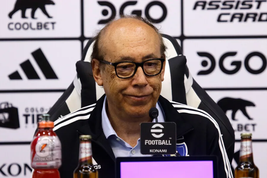 El mandamás de los ‘Albos’ le pone tarea a su equipo | Foto: Photosport