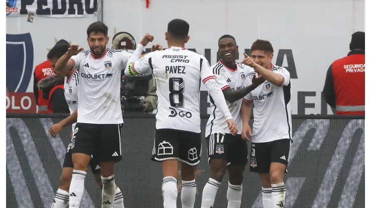 Gil celebrando su gol ante el Capo de Provincia por el Campeonato Nacional.