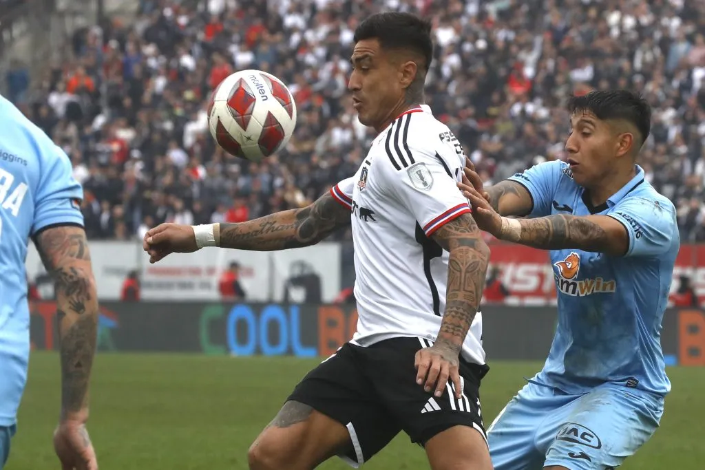 Darío Lezcano ingresó por Fabián Castillo en el minuto 70 del partido entre Colo Colo y O’Higgins