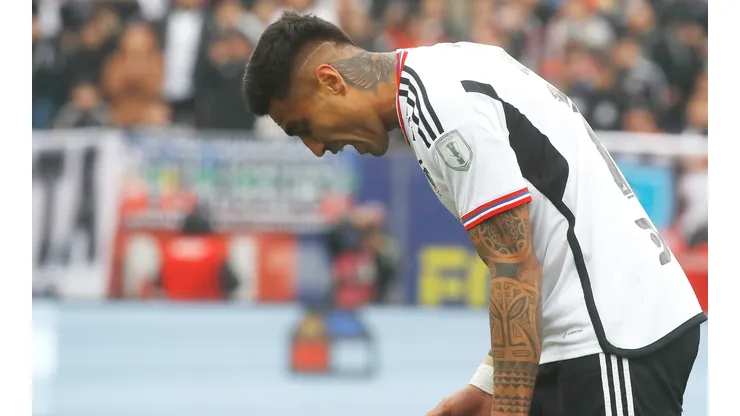 Darío Lezcano tuvo la opción en Colo Colo, pero no controló de buena forma (Foto: Photosport)