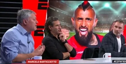 Momento del diálogo entre los dos ex campeones de América (Captura ESPN)