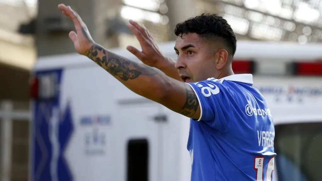 Jeisson Vargas vive horas claves en Universidad de Chile (Photosport)