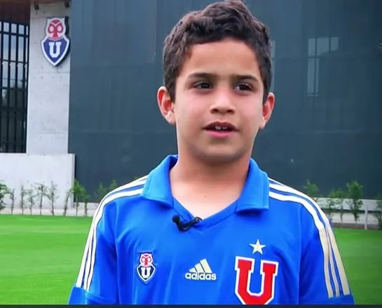 Benjamín Aravena, la nueva figura del equipo de proyección cuando tenía 9 años (Captura)