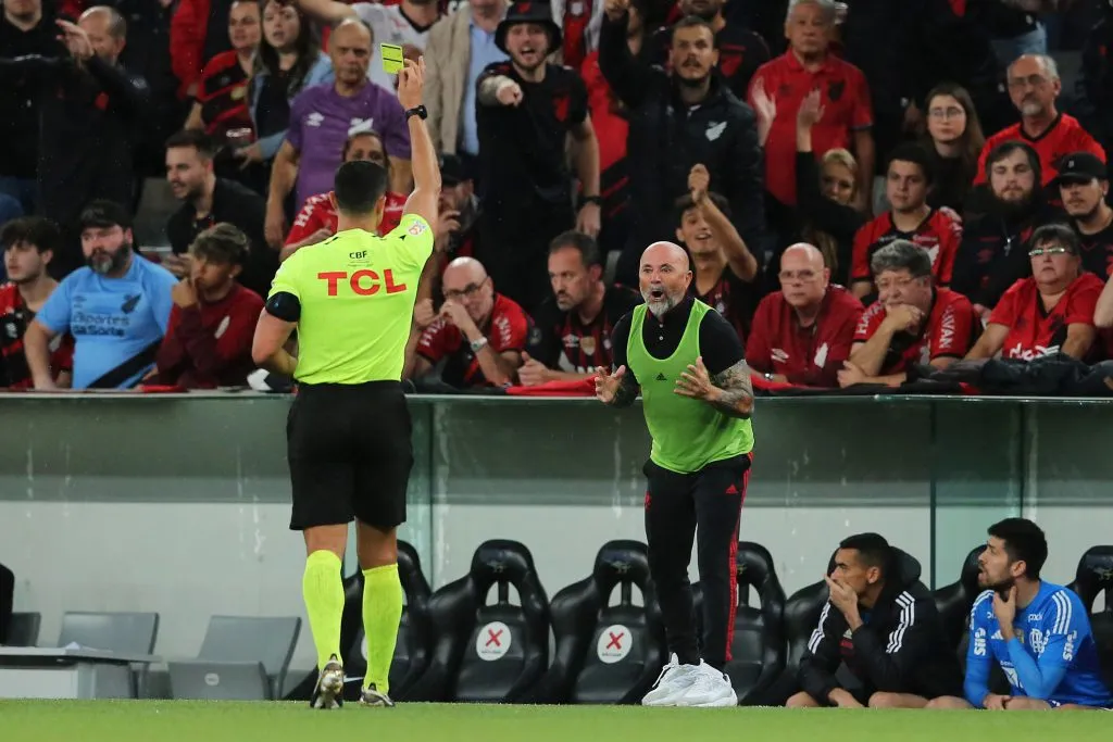 Sampaoli y su conflicto con el juez del partido | Foto: Getty Images