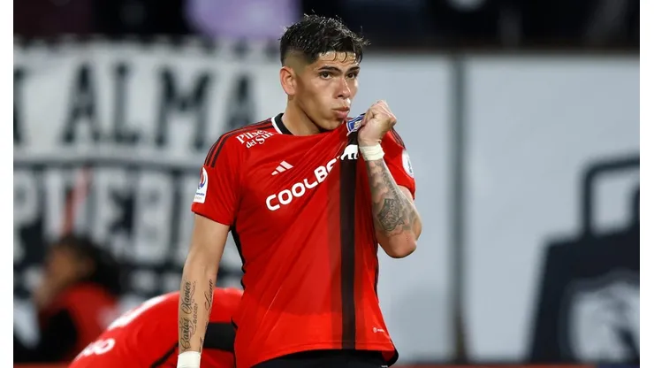 Carlos Palacios busca su renacer futbolístico en Colo Colo.