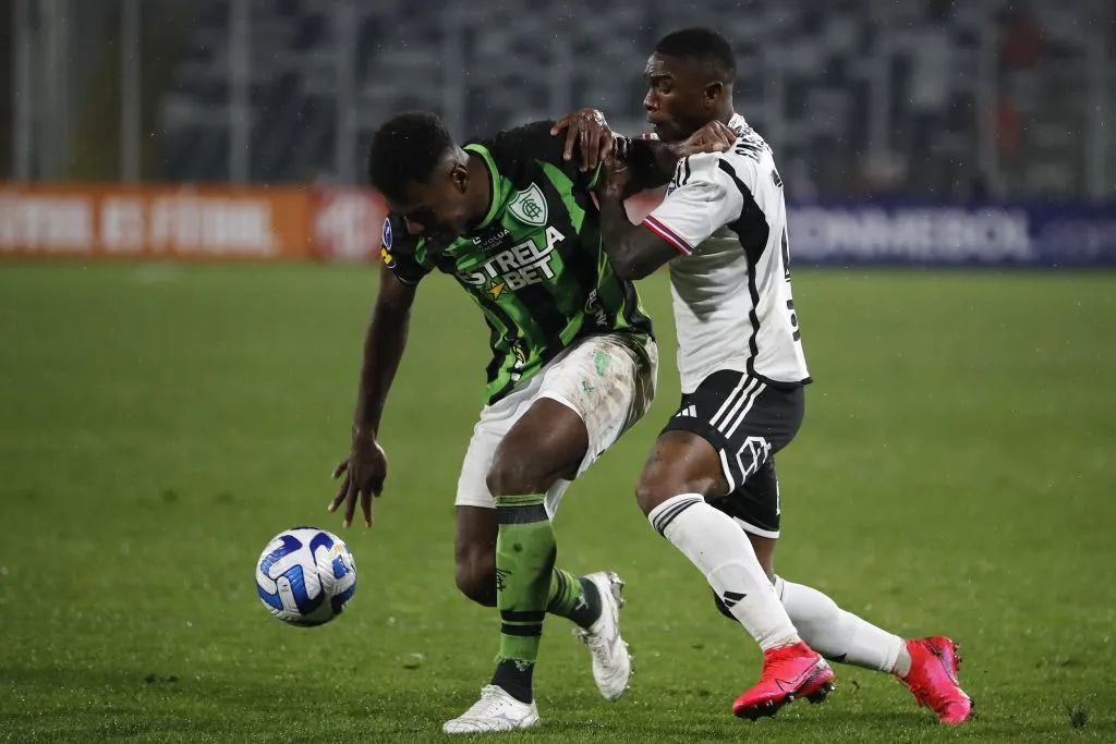 Fabián Castillo participó 45 minutos en encuentro de Colo Colo ante el América MG (Foto: Photosport)