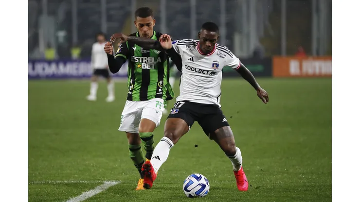 Fabián Castillo recibió críticas tras su partido en Colo Colo ante el América MG (Foto: Photosport)
